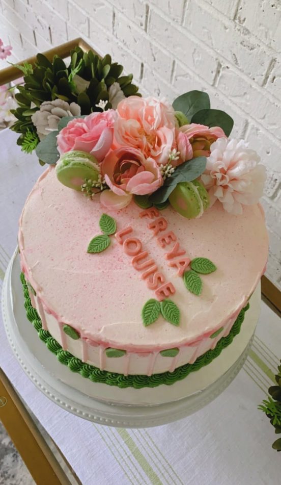 A cake baked by Tere
