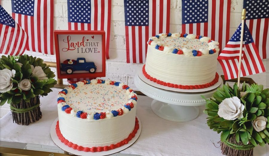 A custom cake by Tere