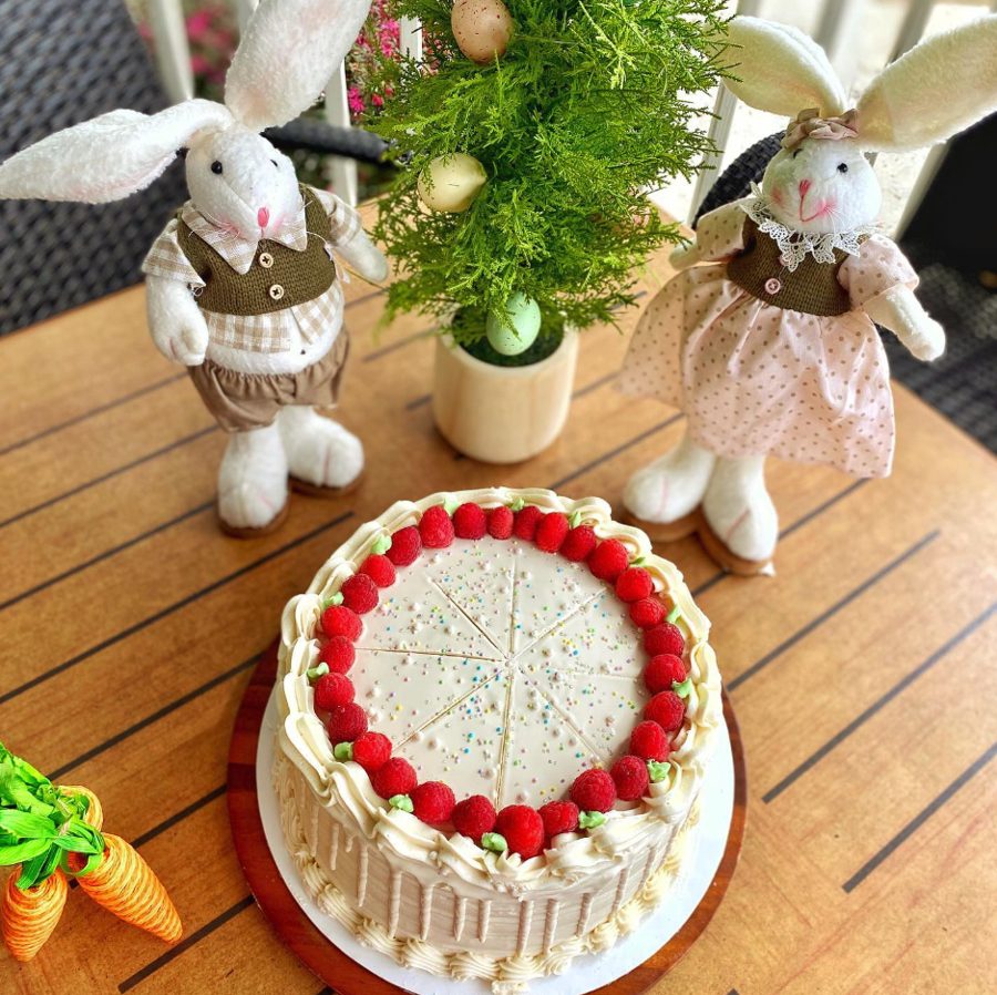 A custom cake by Tere